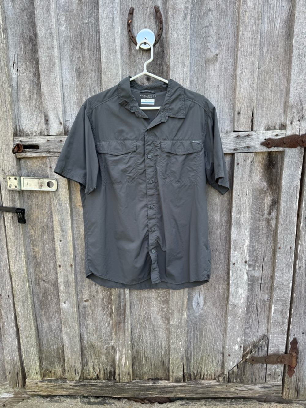 Columbia Omni-Shade S/S Button Up Shirt Gray XM1601 Size Large